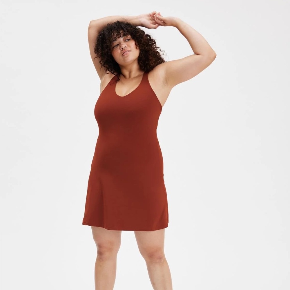 NWT Girlfriend Collective Mahogany Lola V-Neck Athletic Dress (S)